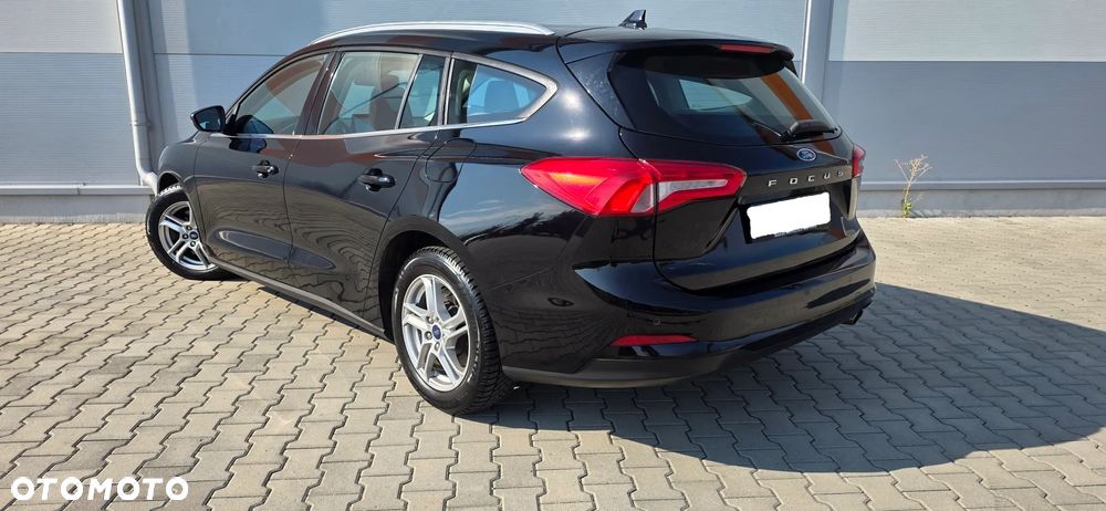 Ford Focus 1.5 EcoBlue Start-Stopp-System ACTIVE DESIGN - 4
