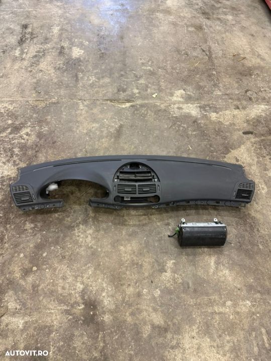 Plansa bord cu airbag pasager MERCEDES E-CLASS w211 an 2003-2008 - 2