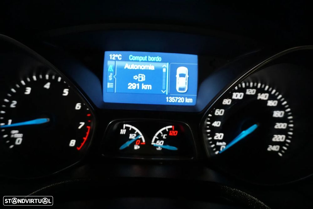 Ford Focus 1.0 EcoBoost S&S ST-Line - 15