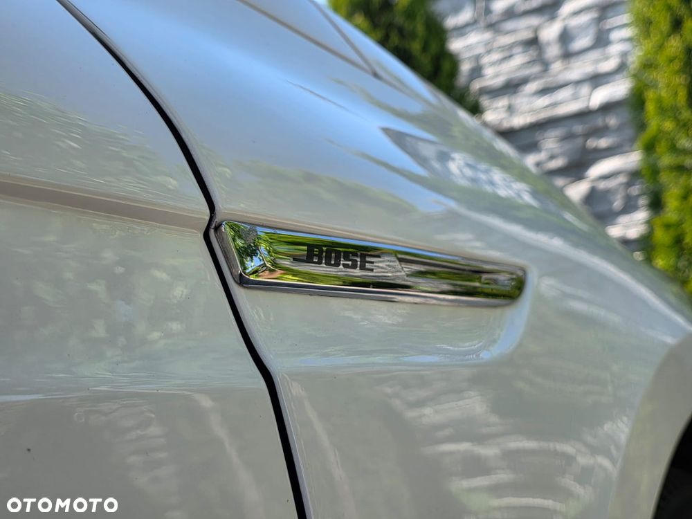 Renault Megane ENERGY dCi 130 BOSE EDITION - 10