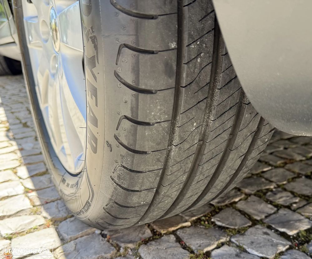 VW Passat Variant 1.9 TDI Confortline - 6