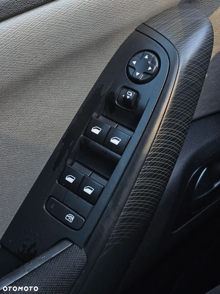 Citroën C4 Picasso BlueHDi 150 EAT6 Exclusive - 28