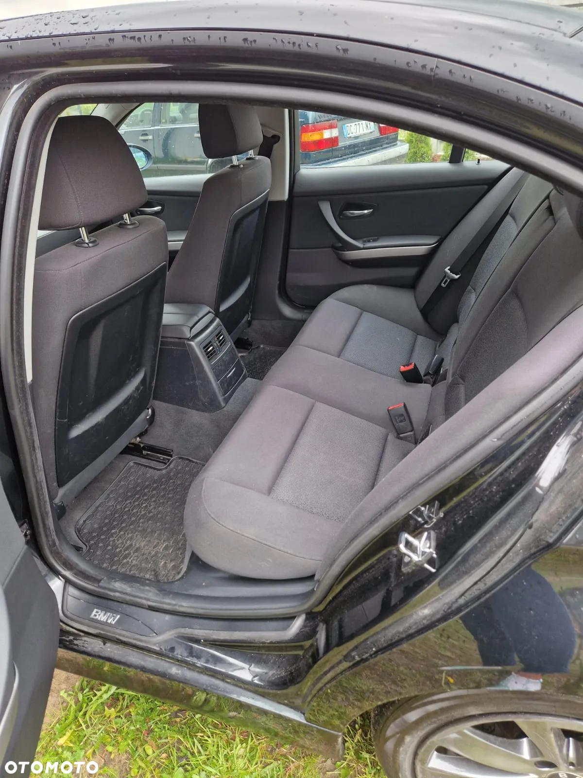 BMW Seria 3 318i - 13