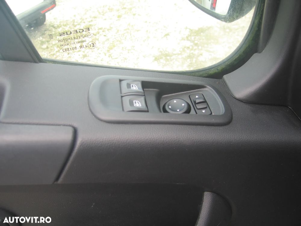 Renault MASTER . 7 Loc. DUBA XL MIXTA.  AC. - 22