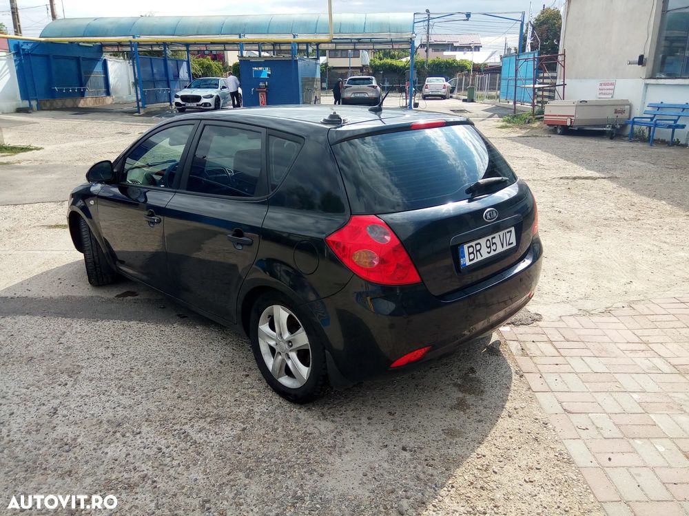 Kia Ceed Cee'd 1.6 DSL Best - 4