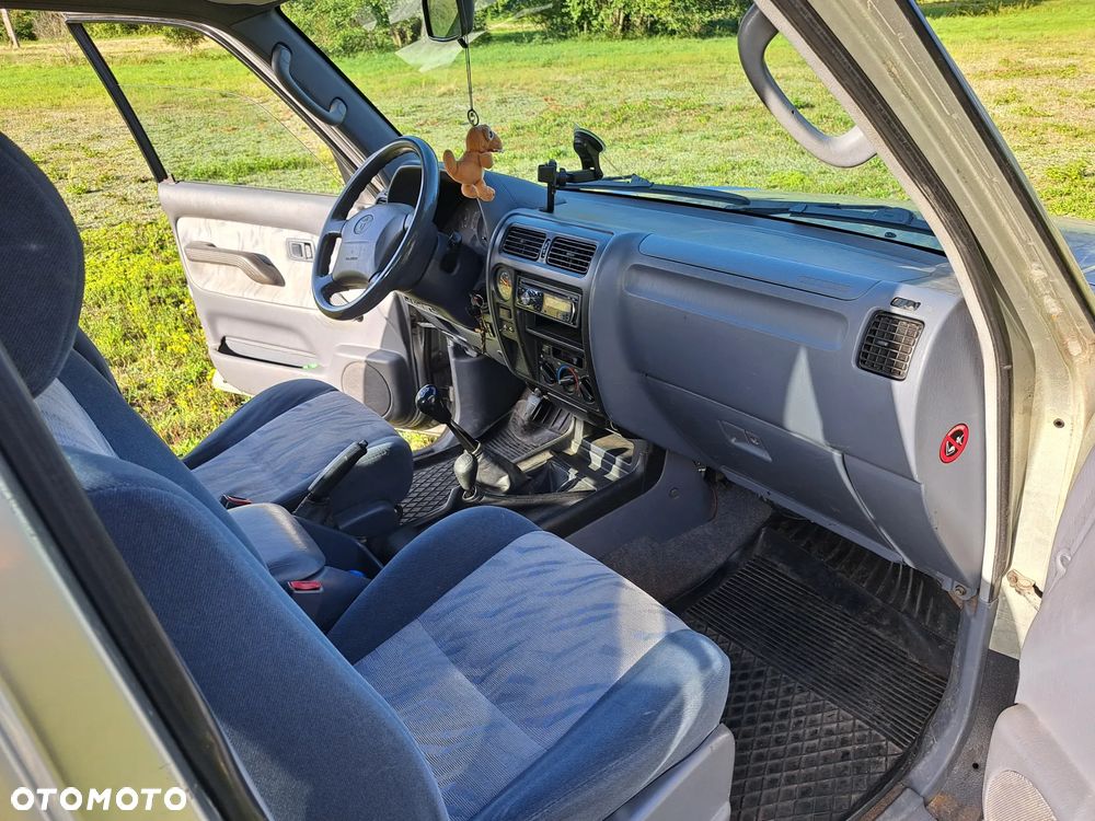 Toyota Land Cruiser - 14