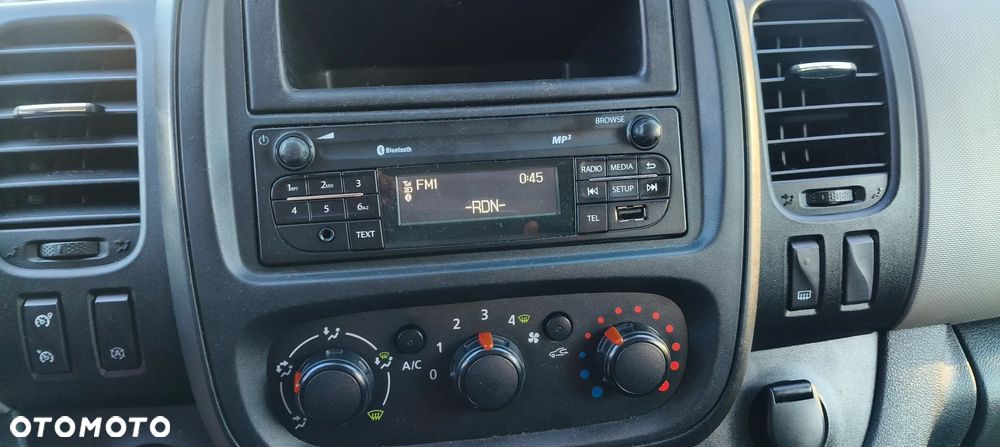 Renault Trafic - 11