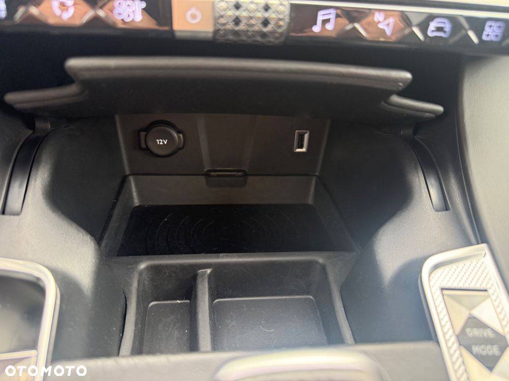 DS Automobiles DS 7 Crossback 1.6 E-Tense 4x4 Opera - 36
