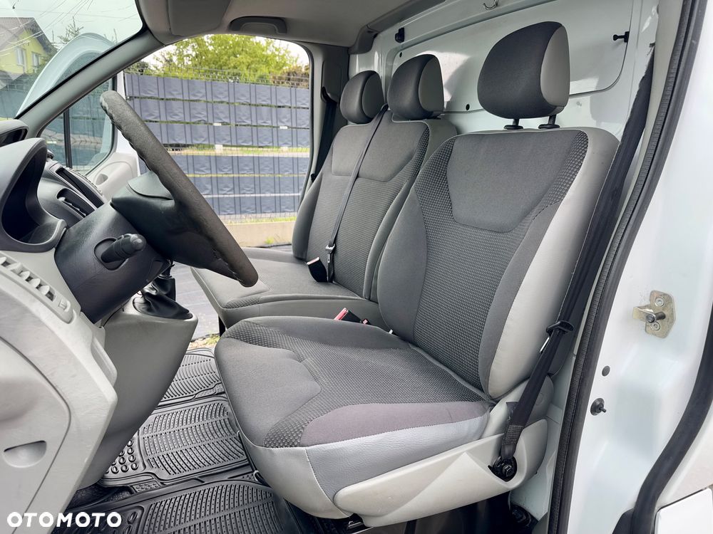 Opel Vivaro - 13