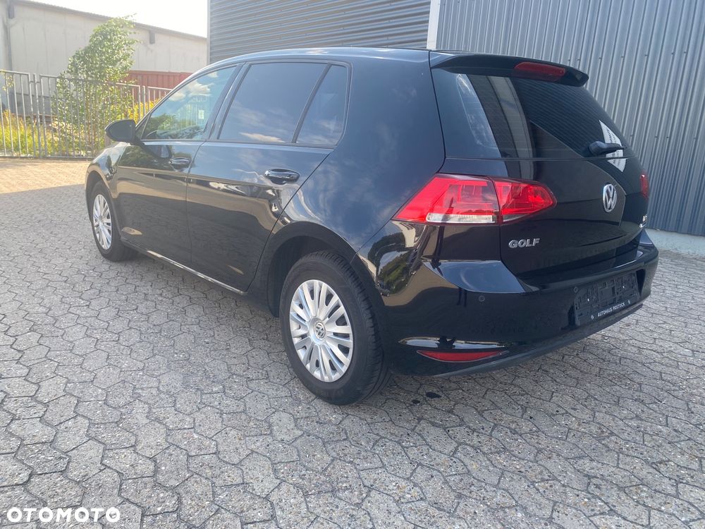 Volkswagen Golf 1.2 TSI BMT Trendline Perfectline - 2