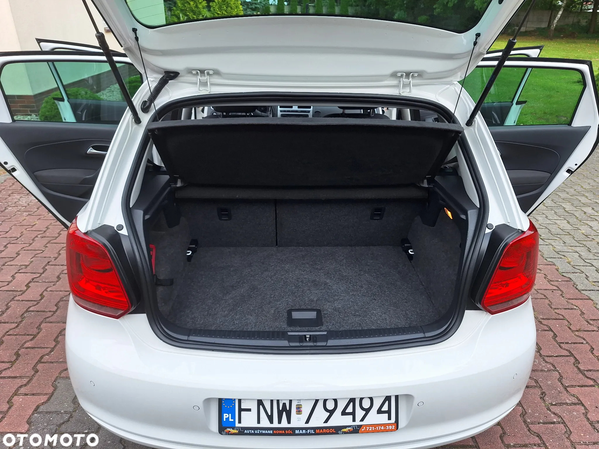 Volkswagen Polo 1.6 TDI Life - 14