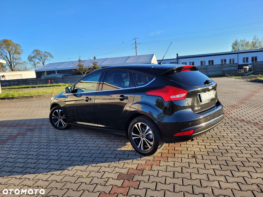 Ford Focus 1.0 EcoBoost Titanium - 28