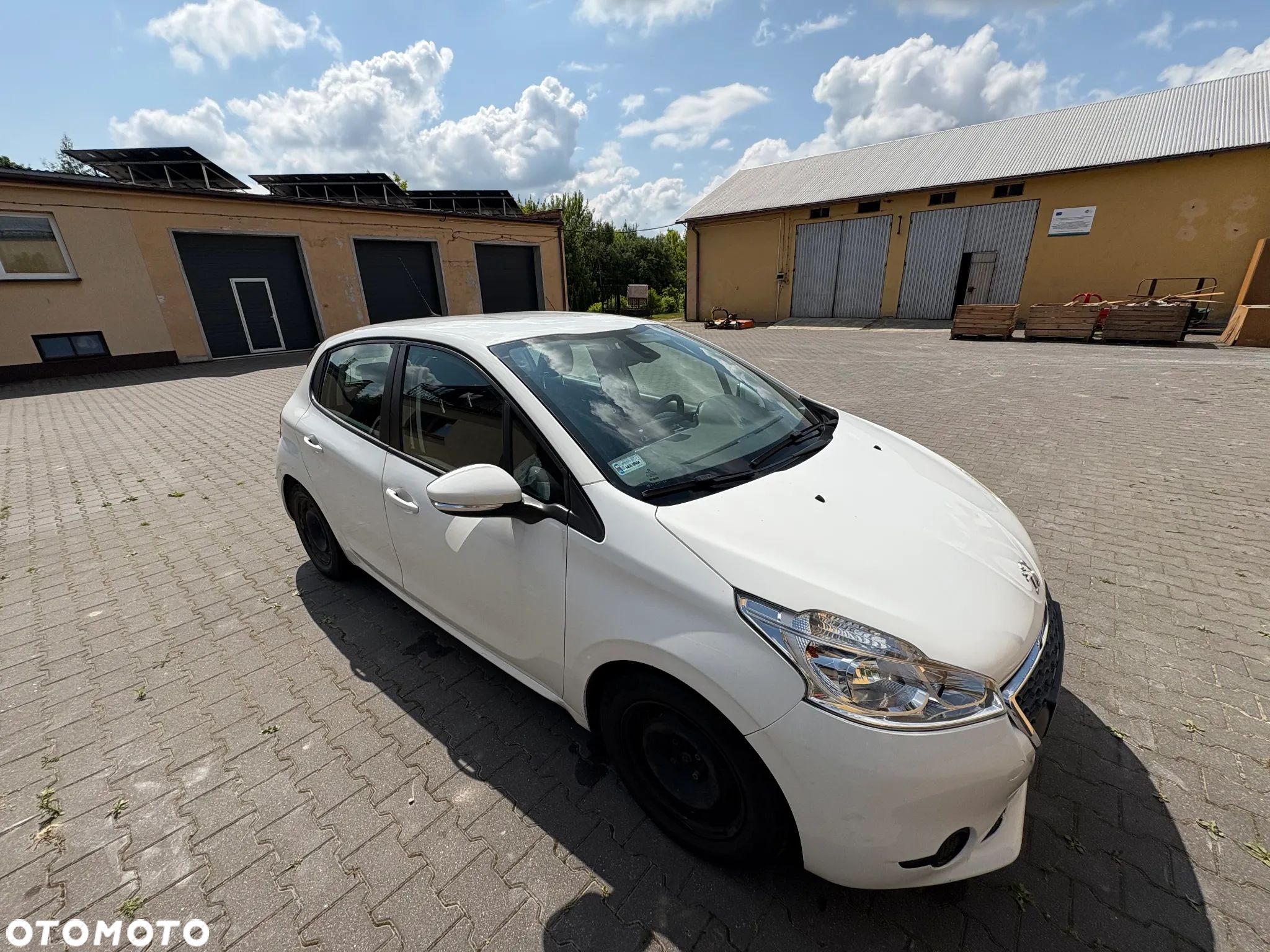 Peugeot 208 1.6 e-HDi Allure STT - 1