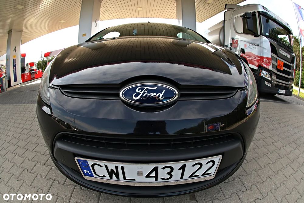 Ford Fiesta 1.25 Trend - 11