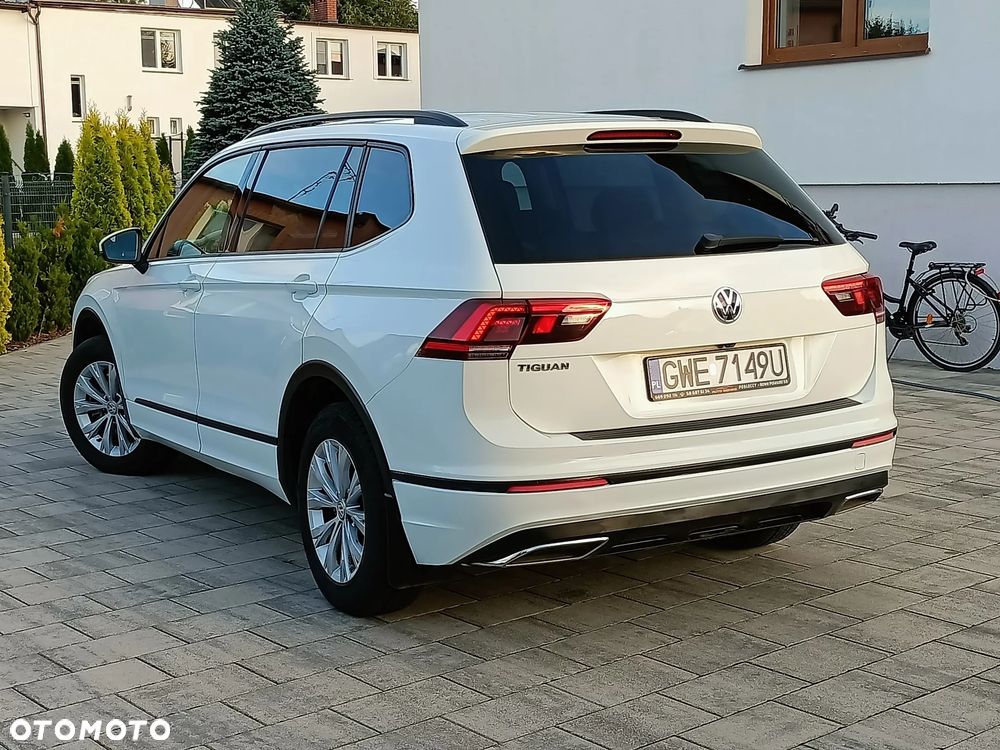 Volkswagen Tiguan - 22