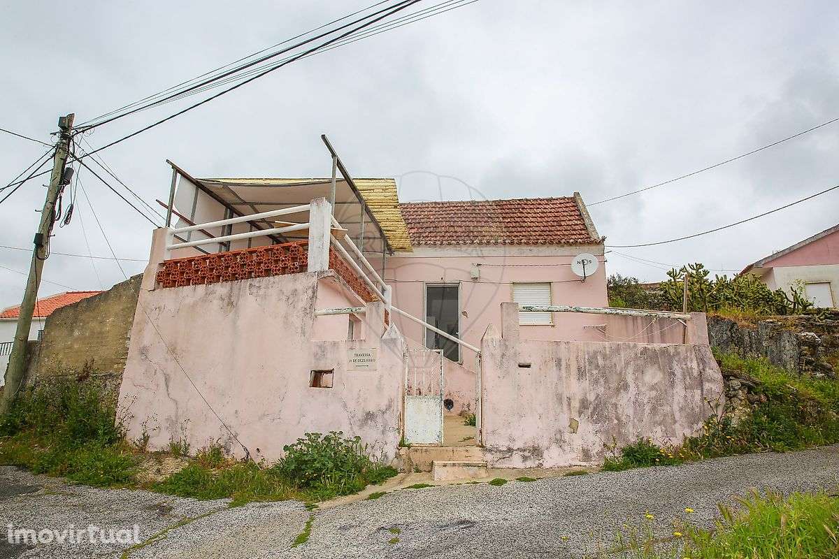 Moradia T2 para venda - Grande imagem: 2/25