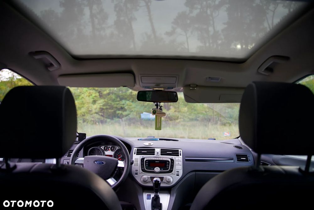 Ford Kuga 2.5 4x4 White Magic - 18