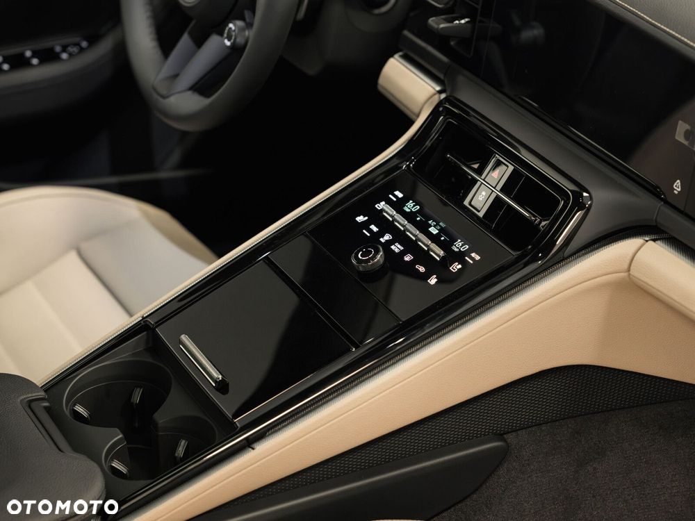 Porsche Panamera - 5