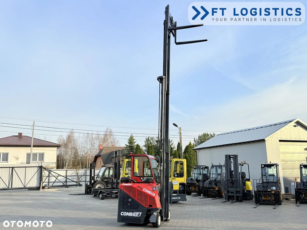 Combilift WÓZEK CZTEROKIERUNKOWY - WIELOKIERUNKOWY | COMBILIFT CB3000 | DIESEL | TRIPLEX 6550MM | WOLNY SKOK | POZYCJONER WIDEŁ | PRZESUW WIDEŁ | STAN IDEALNY | Szeroka oferta wózków czterokierunkowych i bocznych, dopasowanych do różnorodnych potrzeb i zastosowań - 36