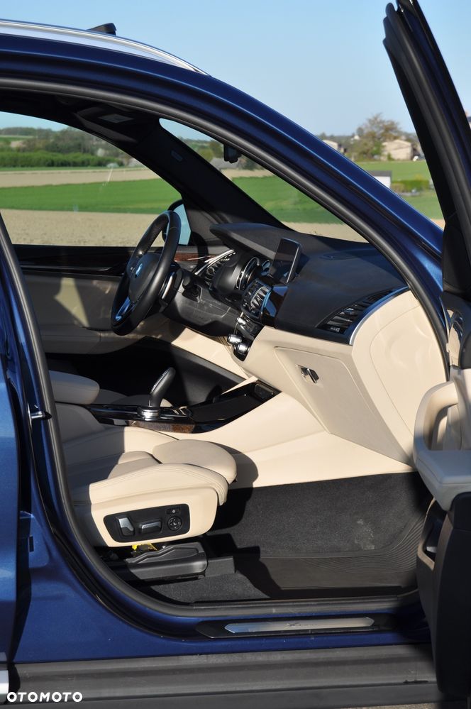 BMW X3 xDrive30i xLine - 11