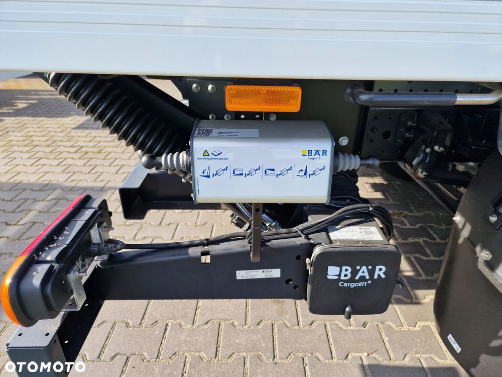 FUSO 9C18 4x2 AMT izoterma - 7