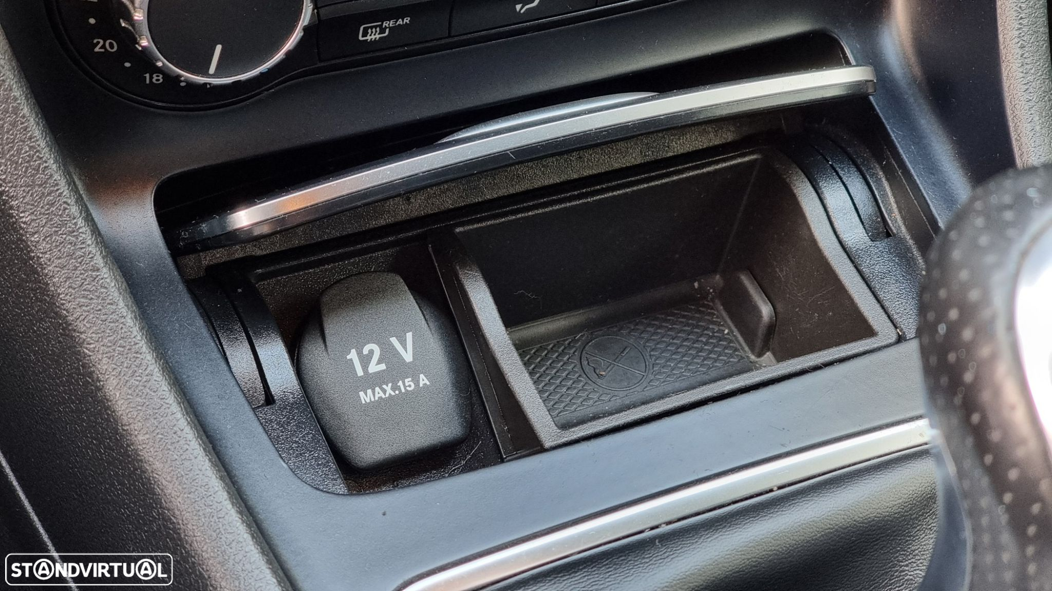 Mercedes-Benz CLA 180 - 11