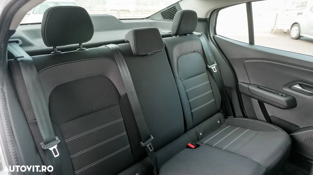 Dacia Logan TCe 90 Essential - 22