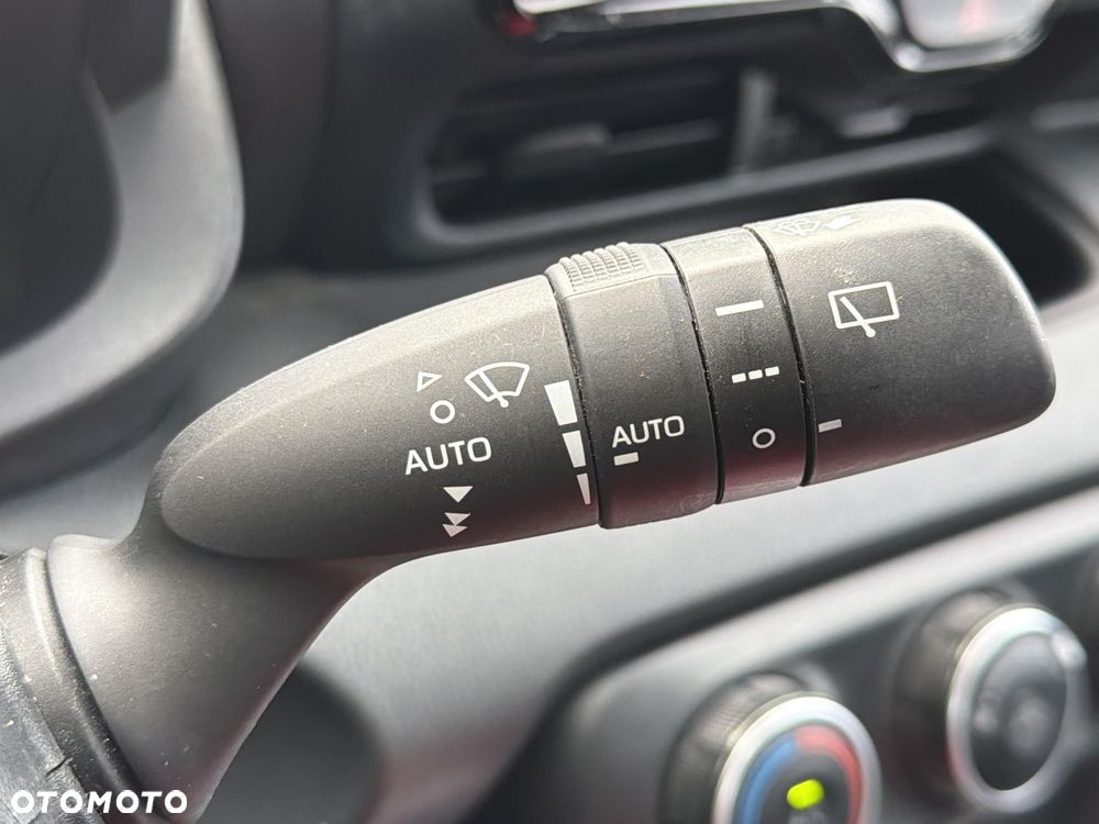 Toyota Yaris 1.0 Comfort - 21