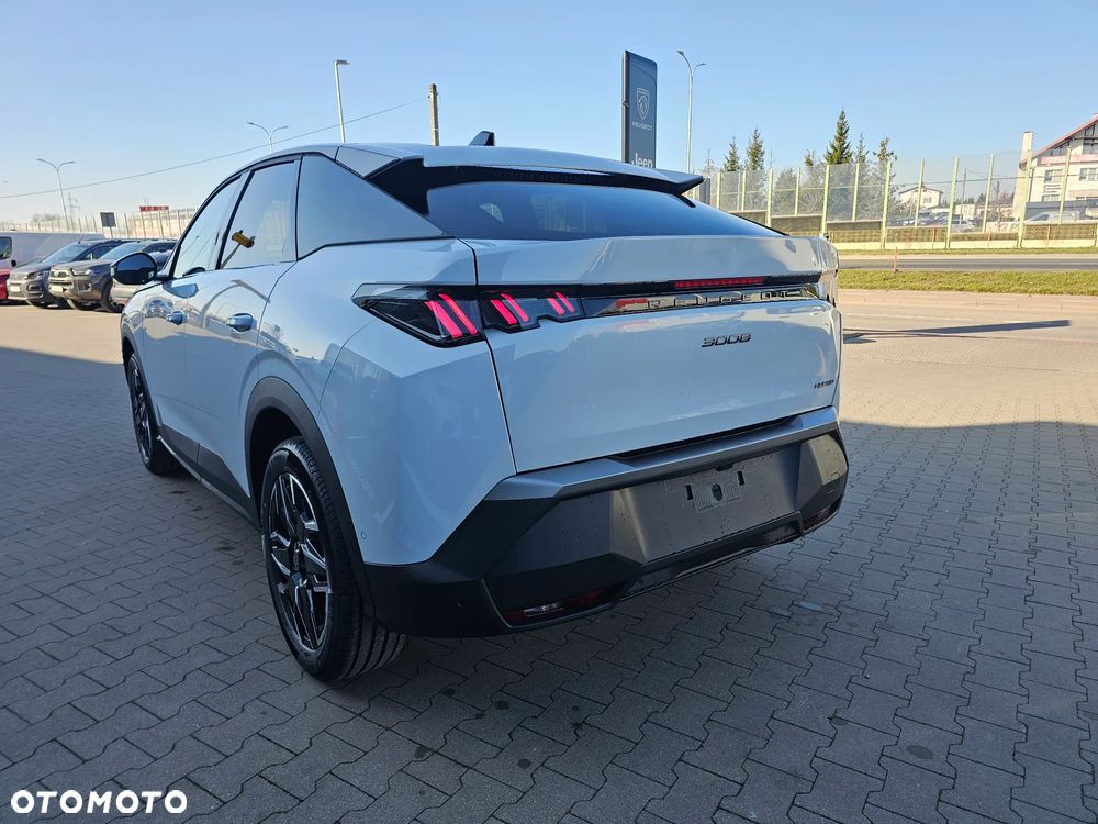 Peugeot 3008 1.2 PureTech Allure S&S EAT8 - 6