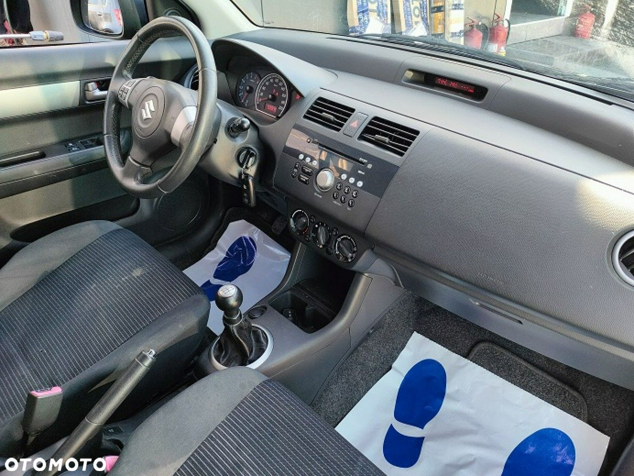 Suzuki Swift - 13