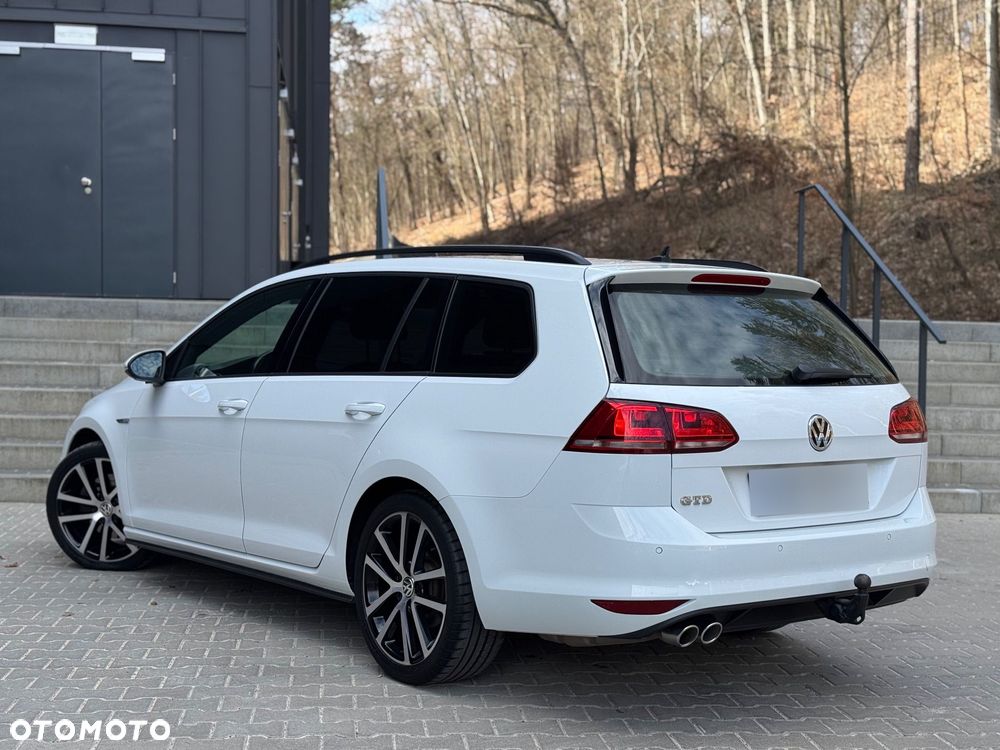 Volkswagen Golf GTD 2.0 TDI SCR DSG - 15