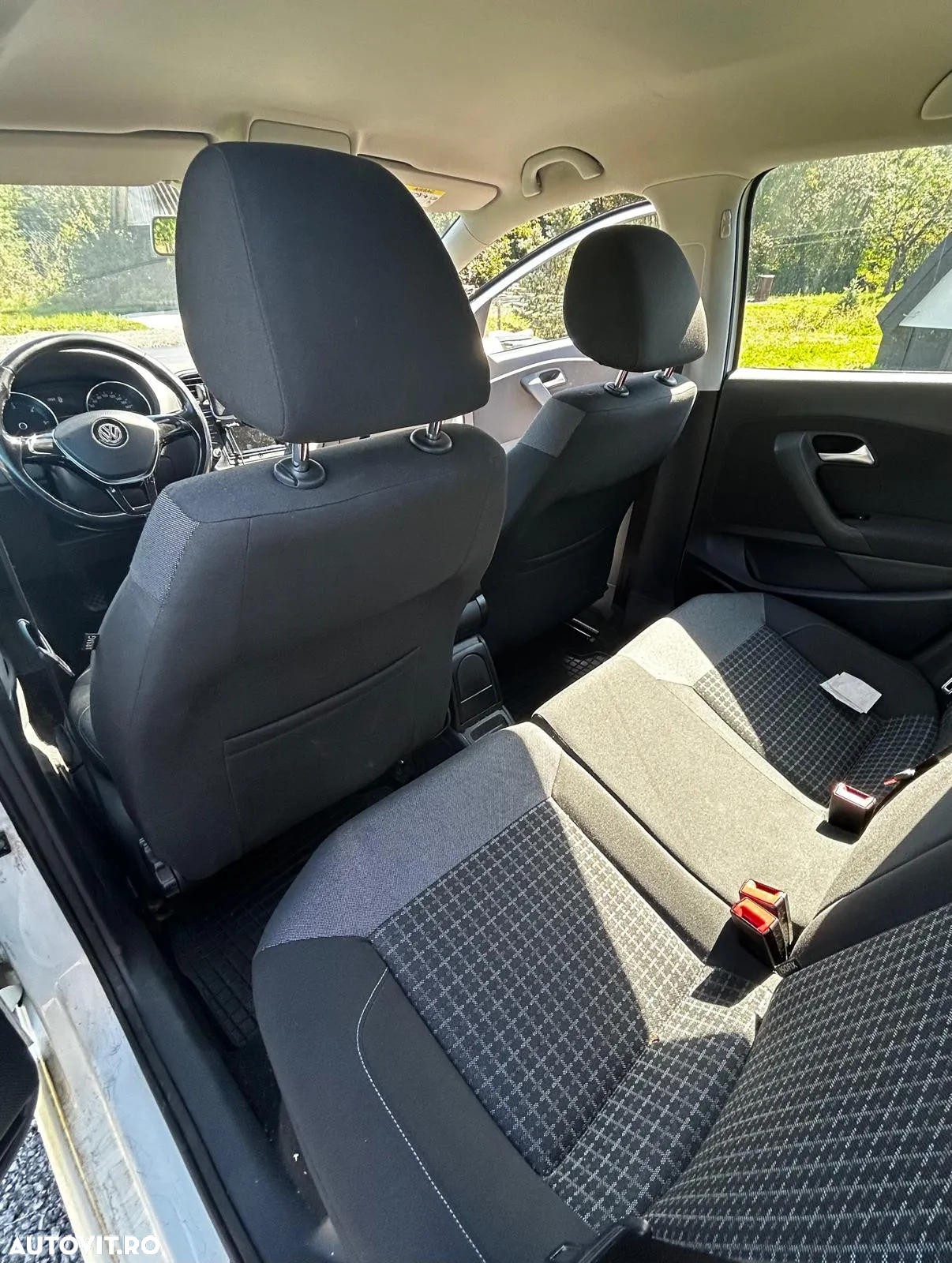 Volkswagen Polo - 9