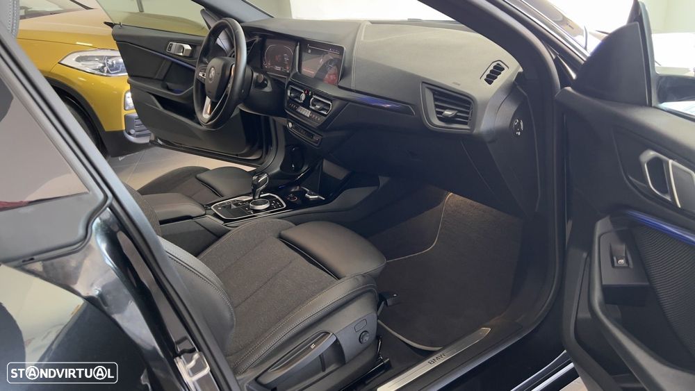 BMW 218 Gran Coupé - 12