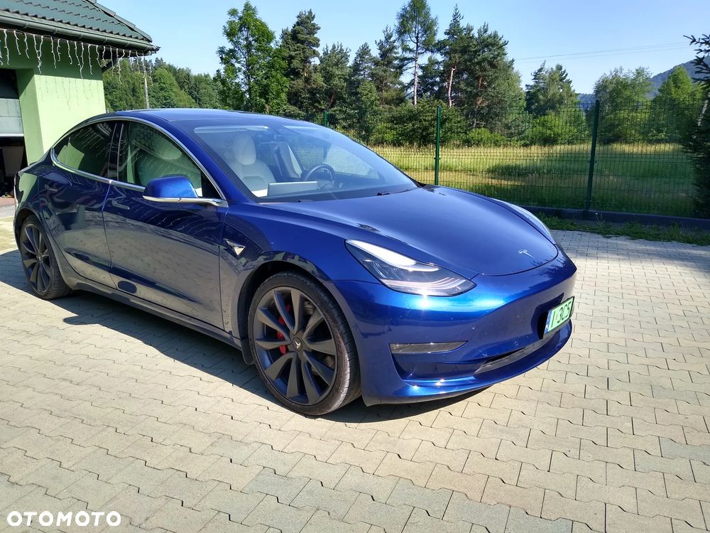 Tesla Model 3 ver-langstreckenbatterie-allradantrieb-dual-motor-performance - 1