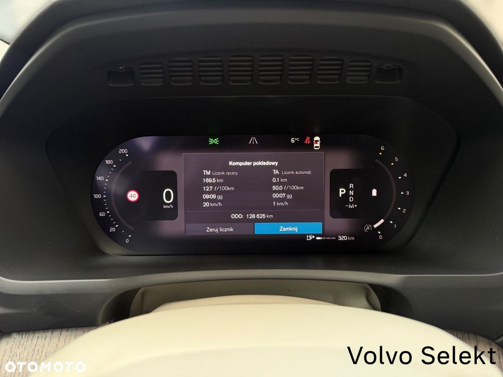 Volvo XC 90 - 21
