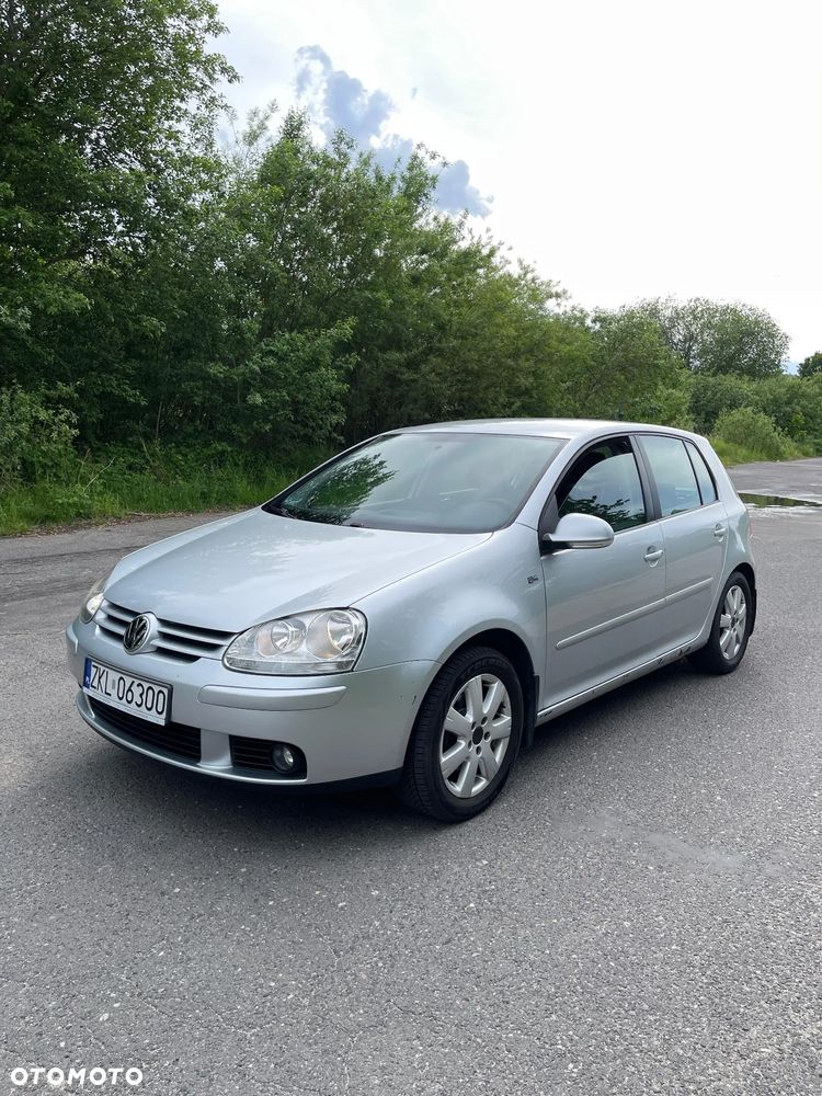 Volkswagen Golf 1.6 Q-Line - 5