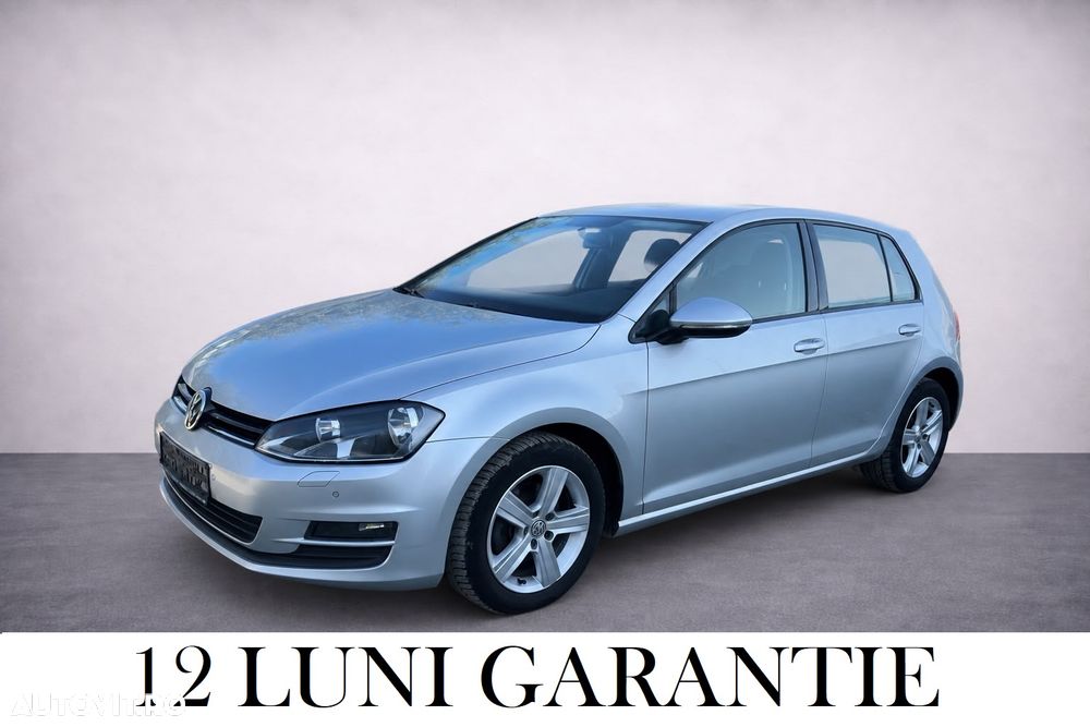 Volkswagen Golf - 1