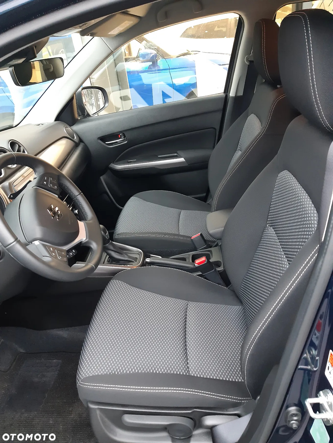 Suzuki Vitara 1.5 DualJet Hybrid Premium Plus 2WD AGS - 9