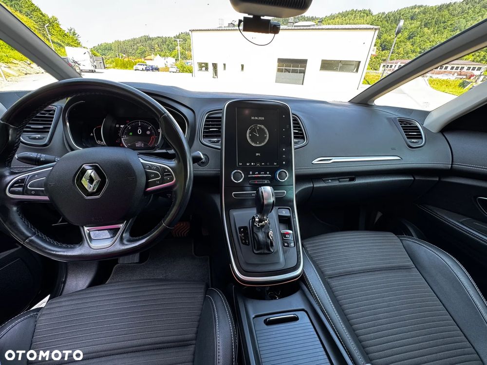 Renault Grand Scenic - 14