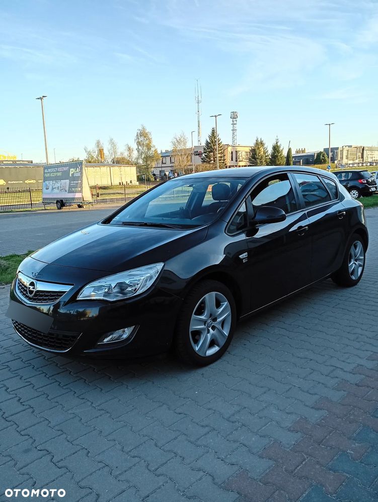 Opel Astra - 1