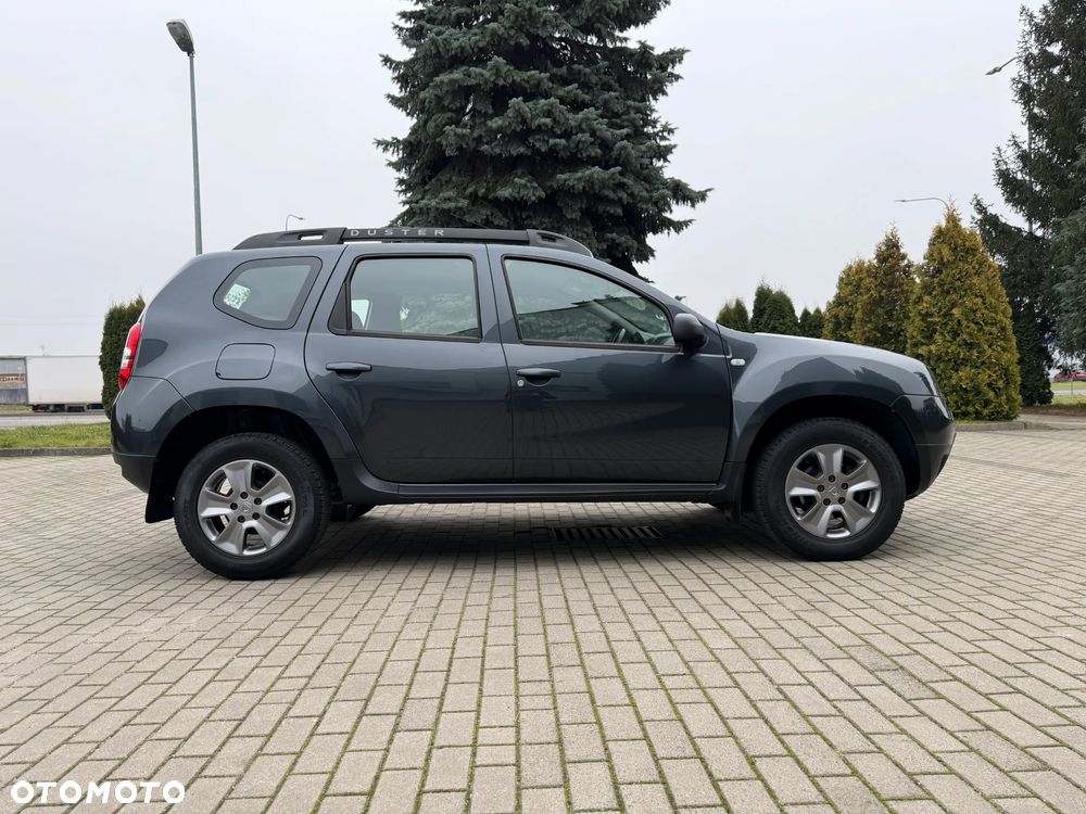 Dacia Duster 1.6 Laureate 4x4 - 1