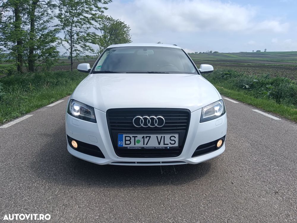 Audi A3 1.4 TFSI Stronic Ambiente - 1