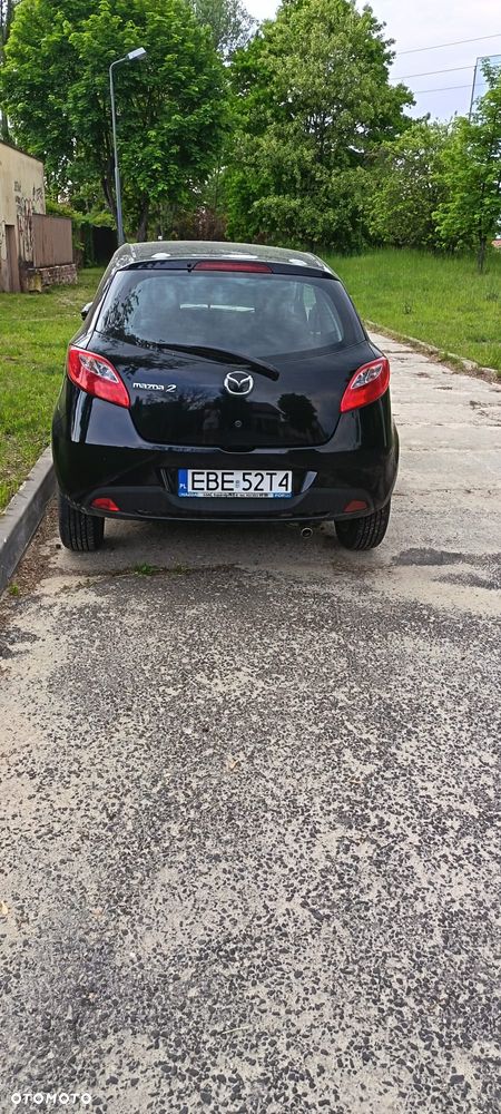 Mazda 2 - 4