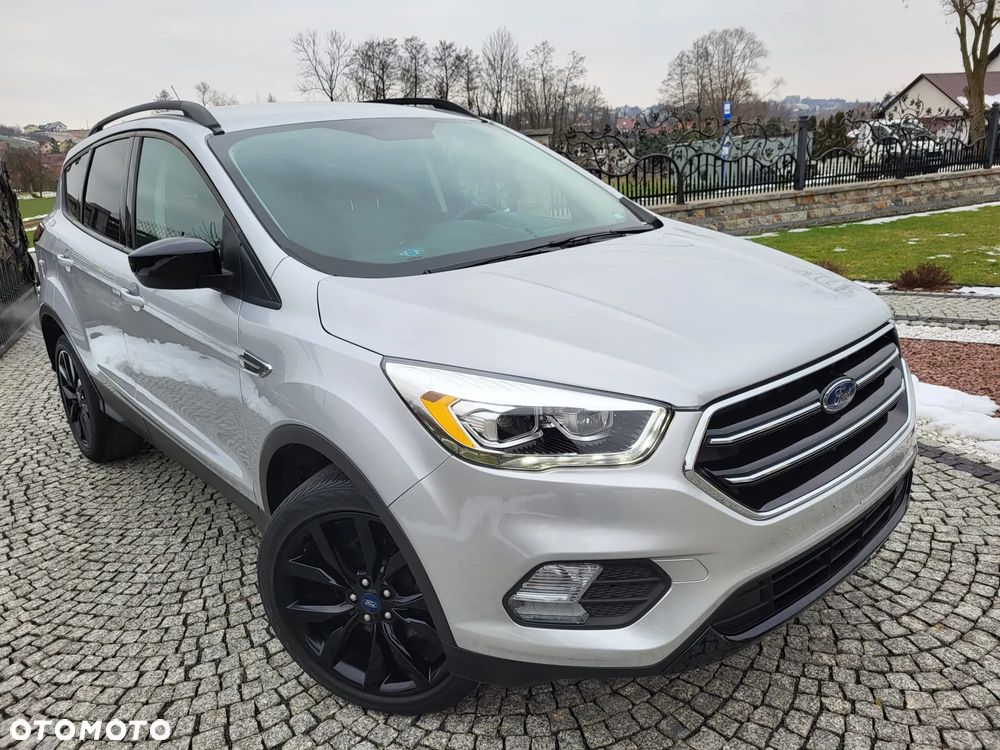 Ford Kuga - 22