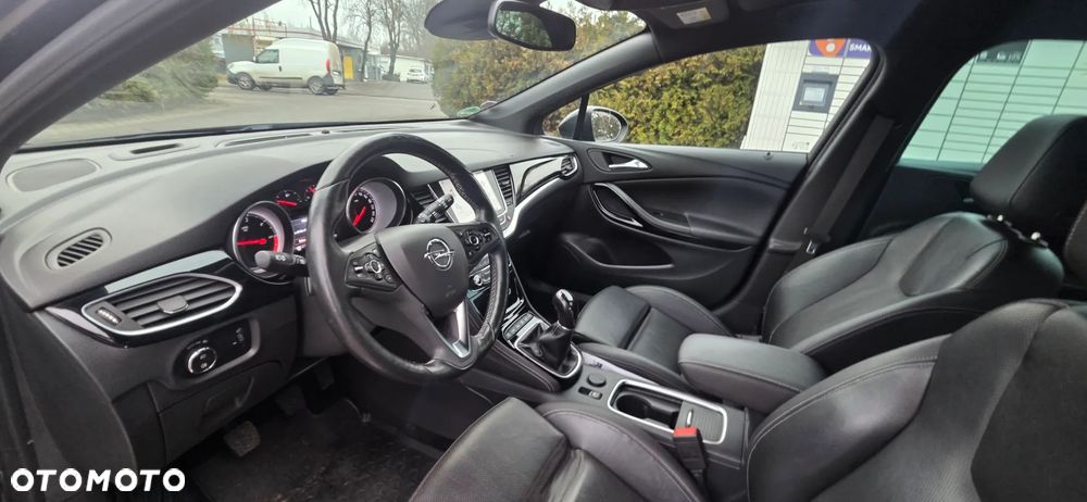 Opel Astra 1.6 CDTI Elite S&S - 30