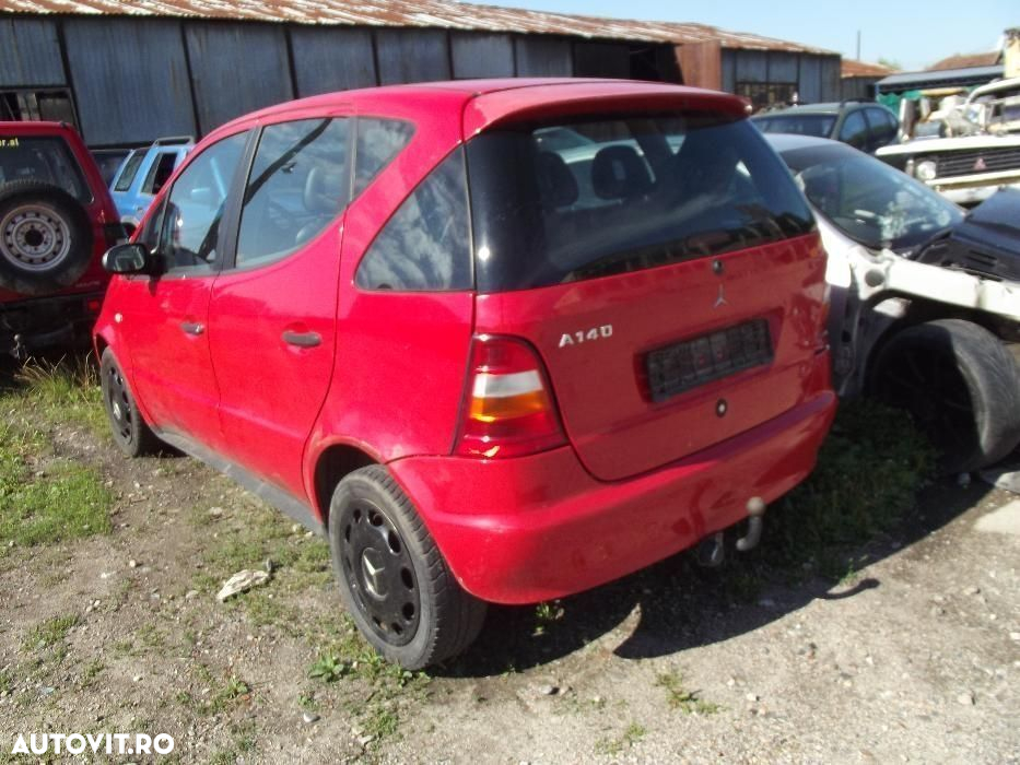 Dezmembrez Mercedes A class 5 usi rosu motor 1.4 dezmembrari piese - 3
