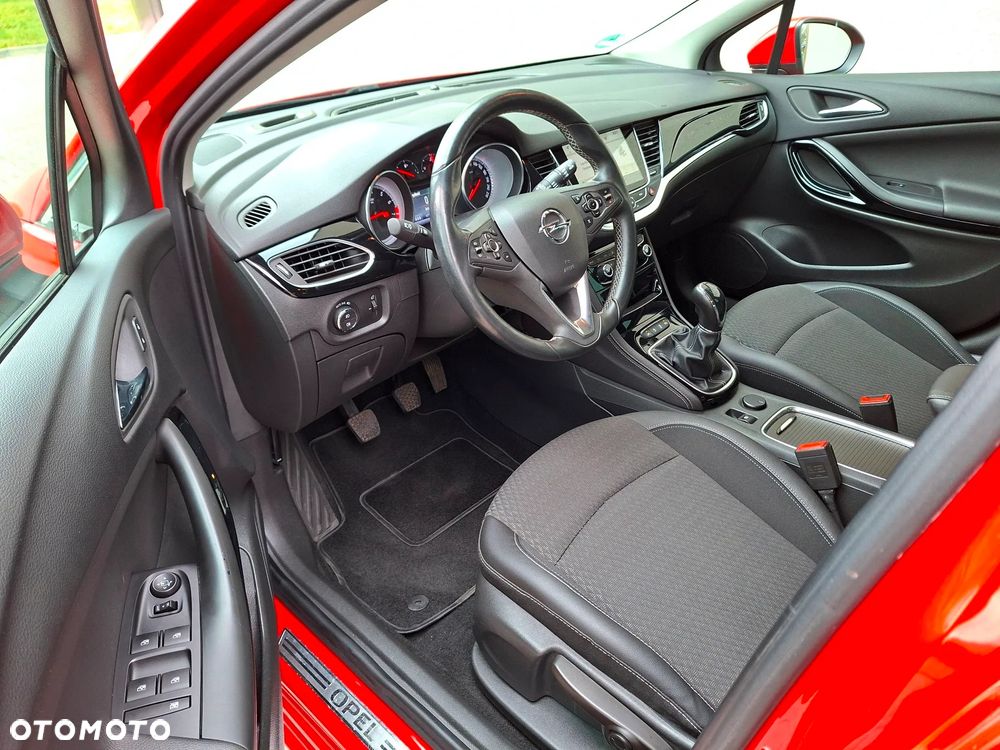 Opel Astra 1.4 Turbo Innovation - 18