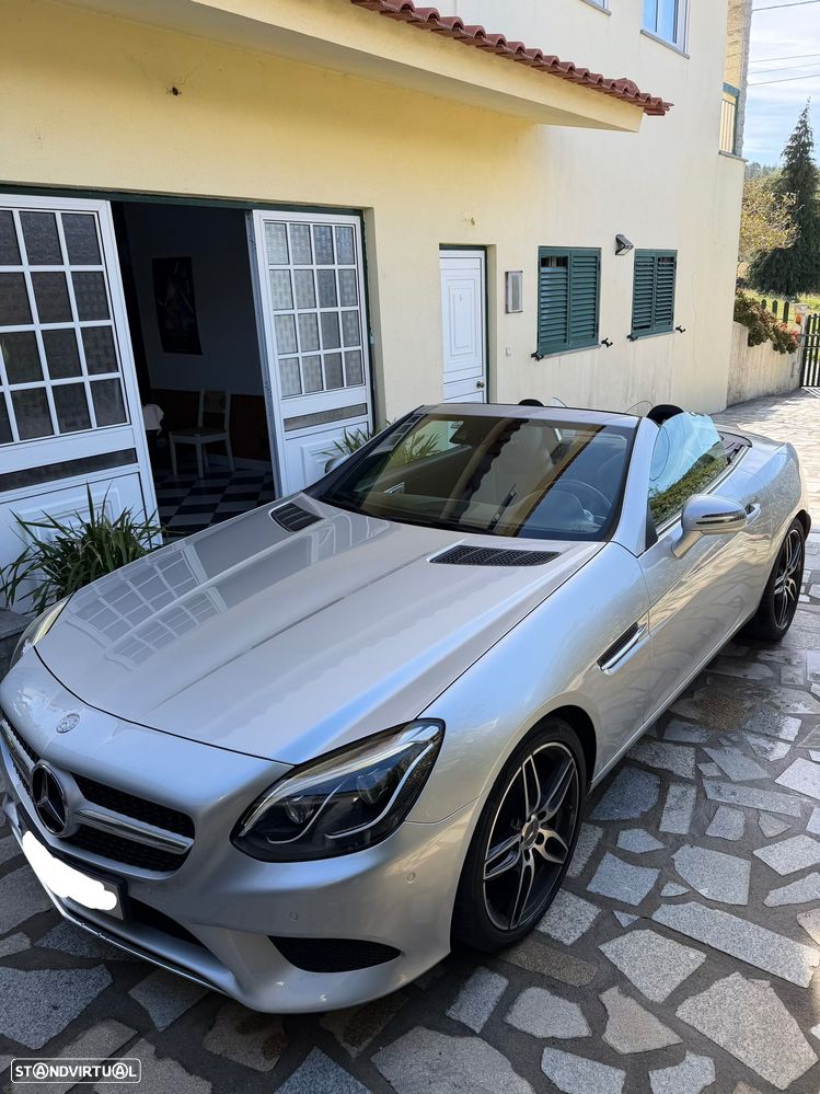 Mercedes-Benz SLC 200 - 18
