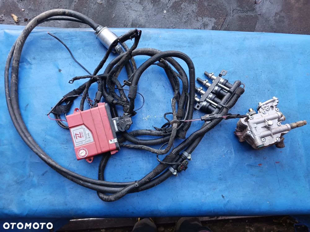 Instalacja LPG sterownik ZENIT PRO OBD 4cyl. wtryski parownik wiązka KOMPLET instalacja gazowa - 1
