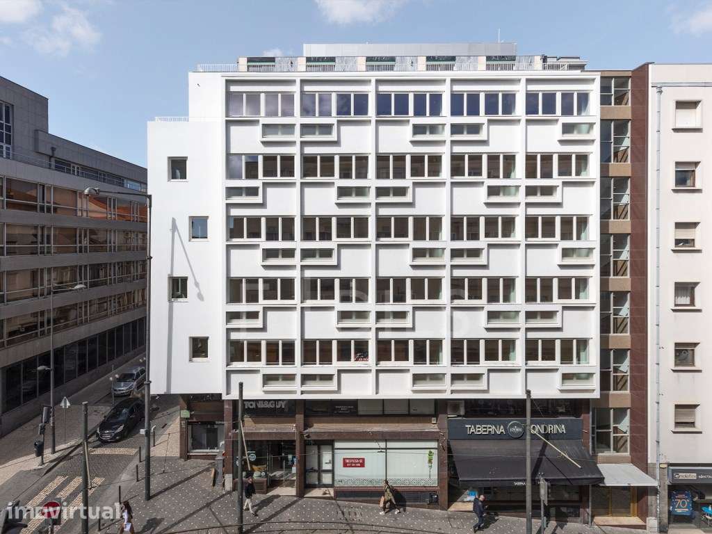 Apartamento T1 em renovado empreendimento na Baixa do Porto - Grande imagem: 5/46